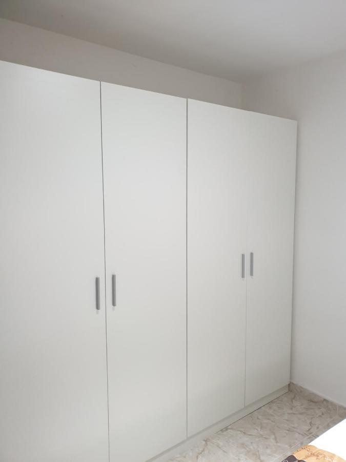 Rooms Nice And Quite Валенсия Экстерьер фото