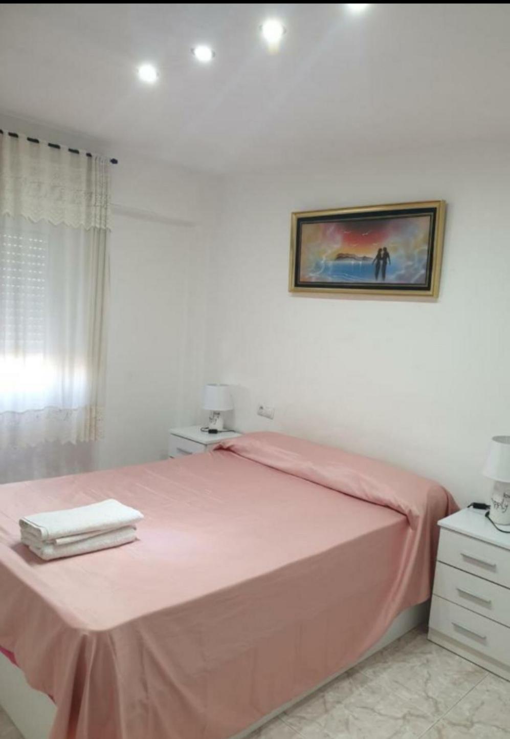Rooms Nice And Quite Валенсия Экстерьер фото